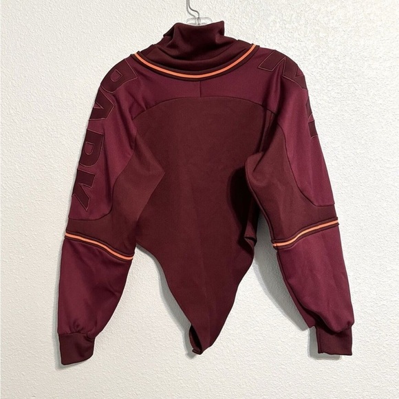 Adidas Ivy Park Beyonce
Woman’s XS - Picture 3 of 4